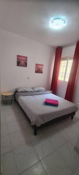 טורבייחה Bungalow Avec Piscine מראה חיצוני תמונה